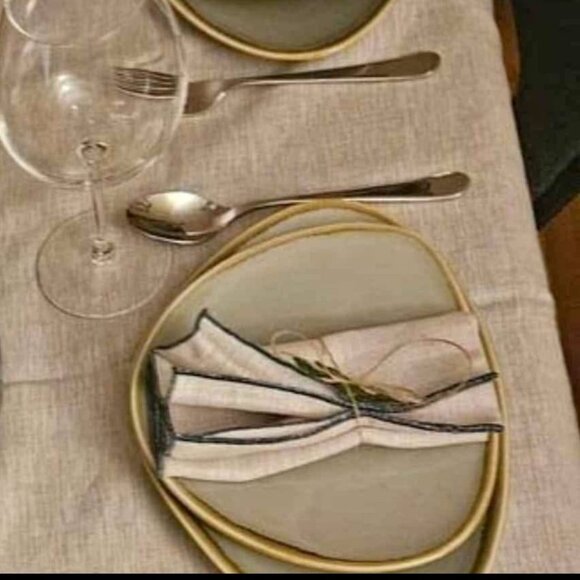 Arcoroc plates two sizes available - NWOT - Picture 1 of 5